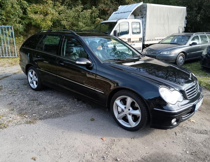 Mercedes-Benz Třídy C 15