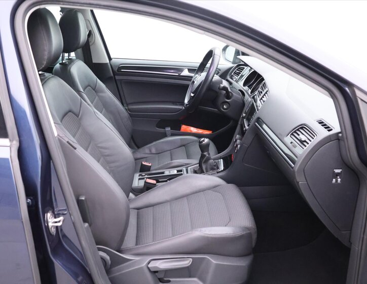 Volkswagen Golf Kombi 1,2 l 81 kw