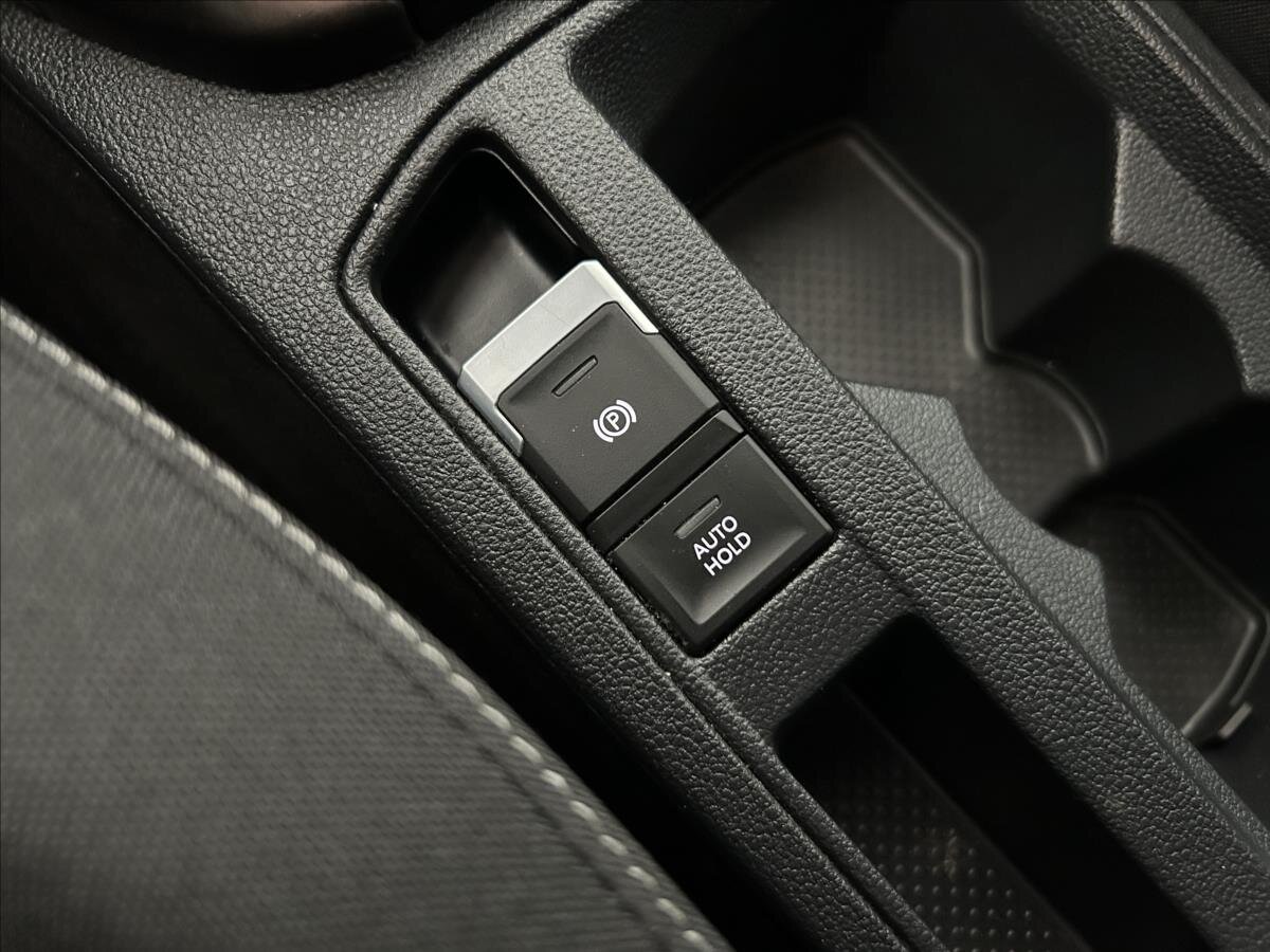 Volkswagen T-Roc SUV 2,0 l 110 kw