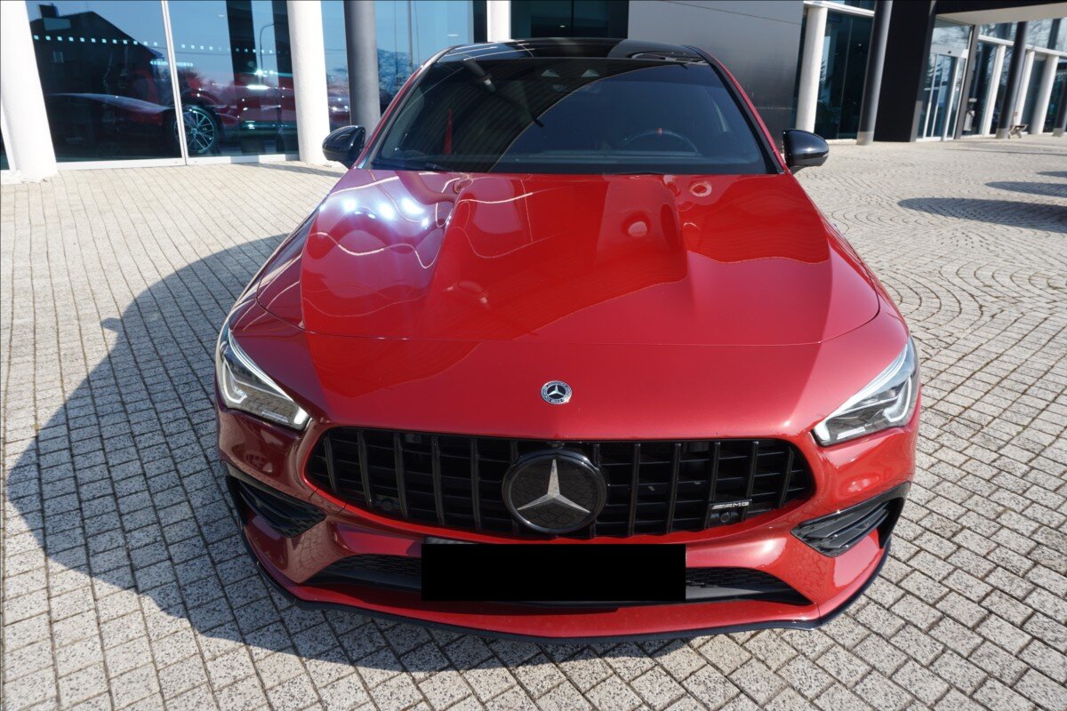 Mercedes-Benz CLA Kupé 2,0 l 225 kw