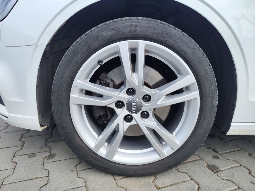 Audi A3 Sedan / Limuzína 2,0 l 110 kw