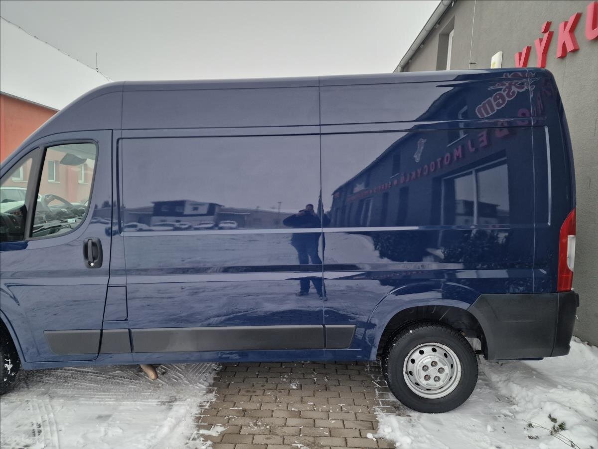 Fiat Ducato Skříň 3,0 l 100 kw