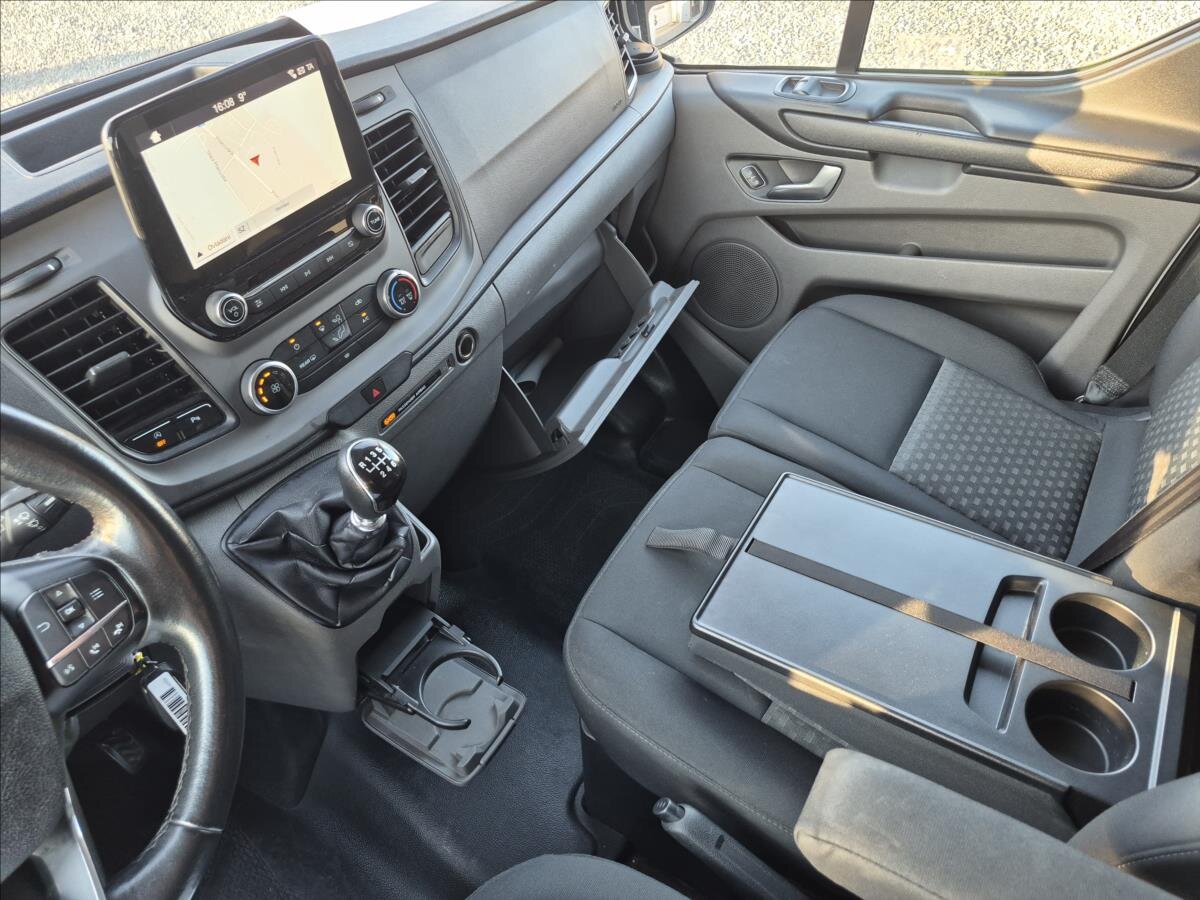 Ford Tourneo Custom MPV 2,0 l 96 kw