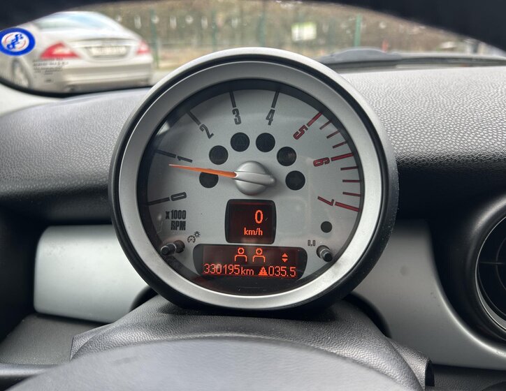 Mini Cooper Hatchback 1,6 l 80 kw