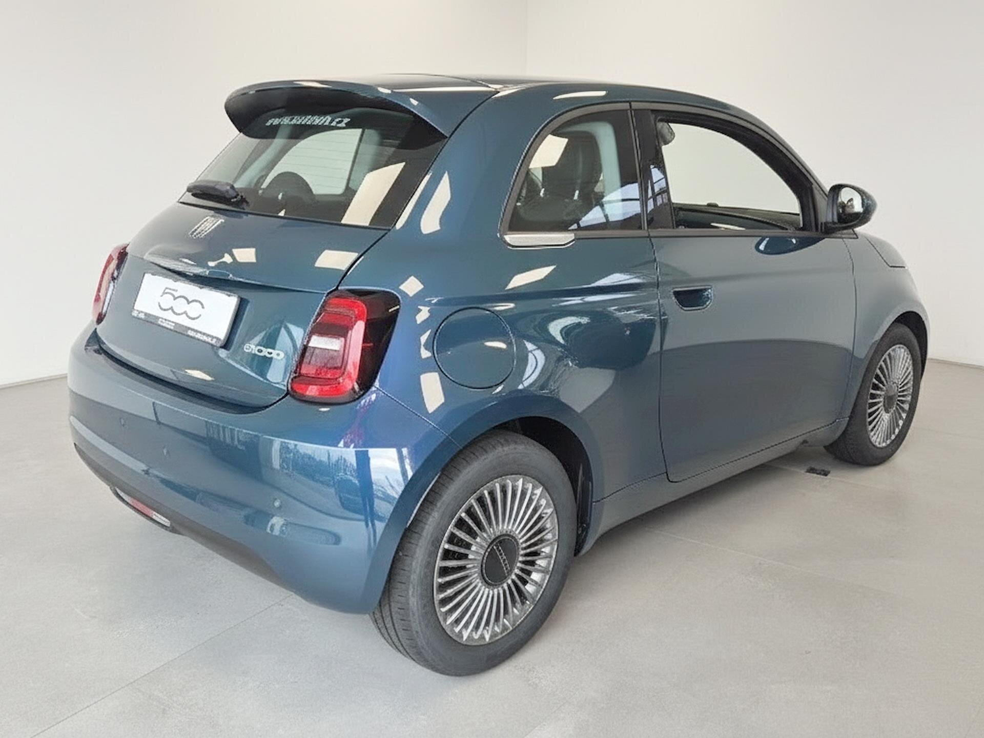 Fiat 500 Hatchback 999,0 48 kw