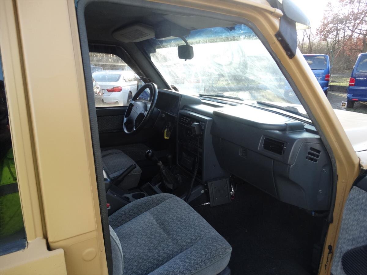 Nissan Ostatní Pick-up 2,8 l 85 kw