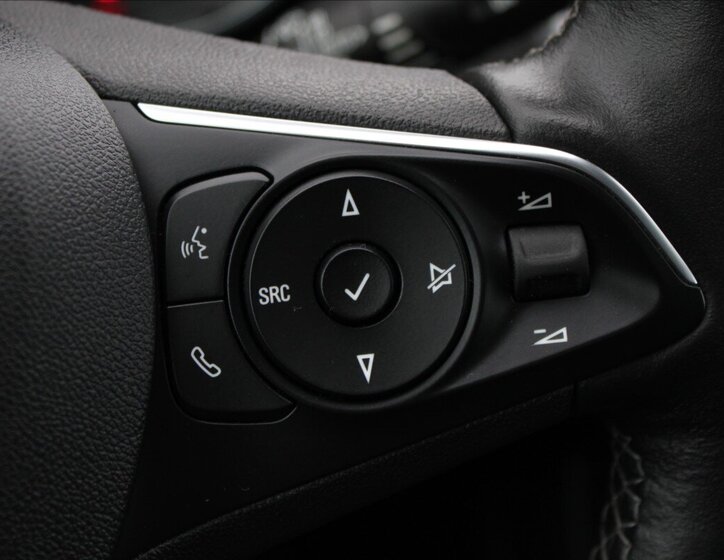 Opel Grandland X SUV 2,0 l 130 kw