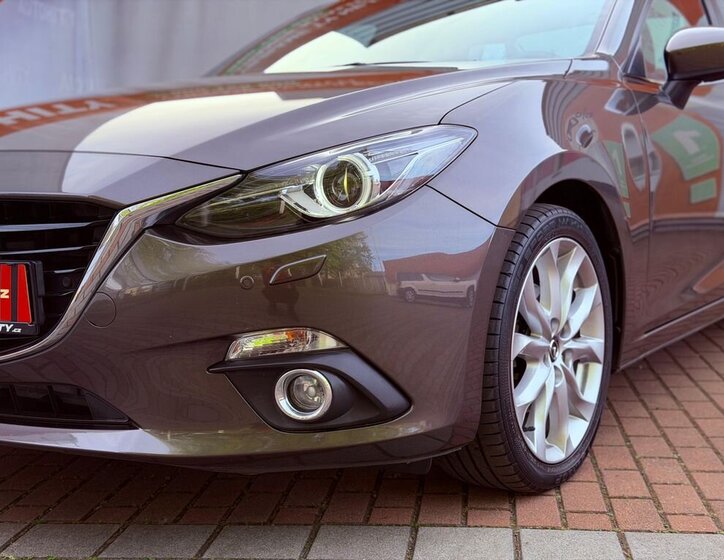Mazda 3 Sedan / Limuzína 2,0 l 88 kw