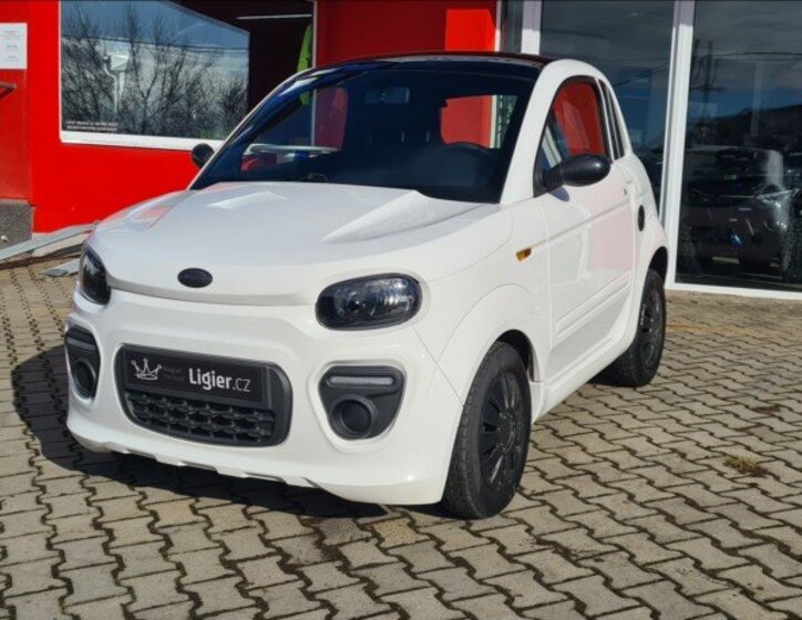Microcar DUE Hatchback 498,0 6 kw