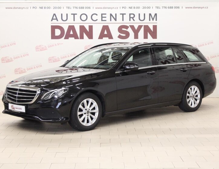 Mercedes-Benz Třídy E 1