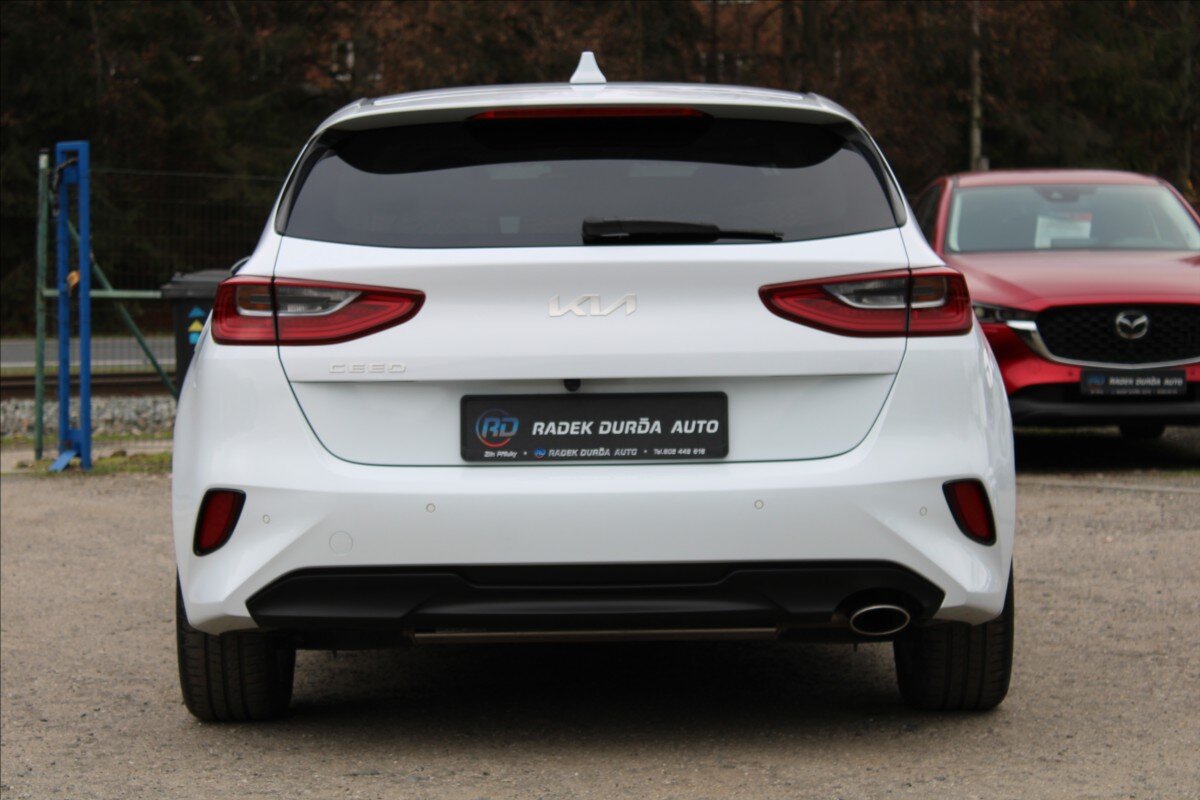 KIA Ceed Hatchback 1,5 l 117 kw