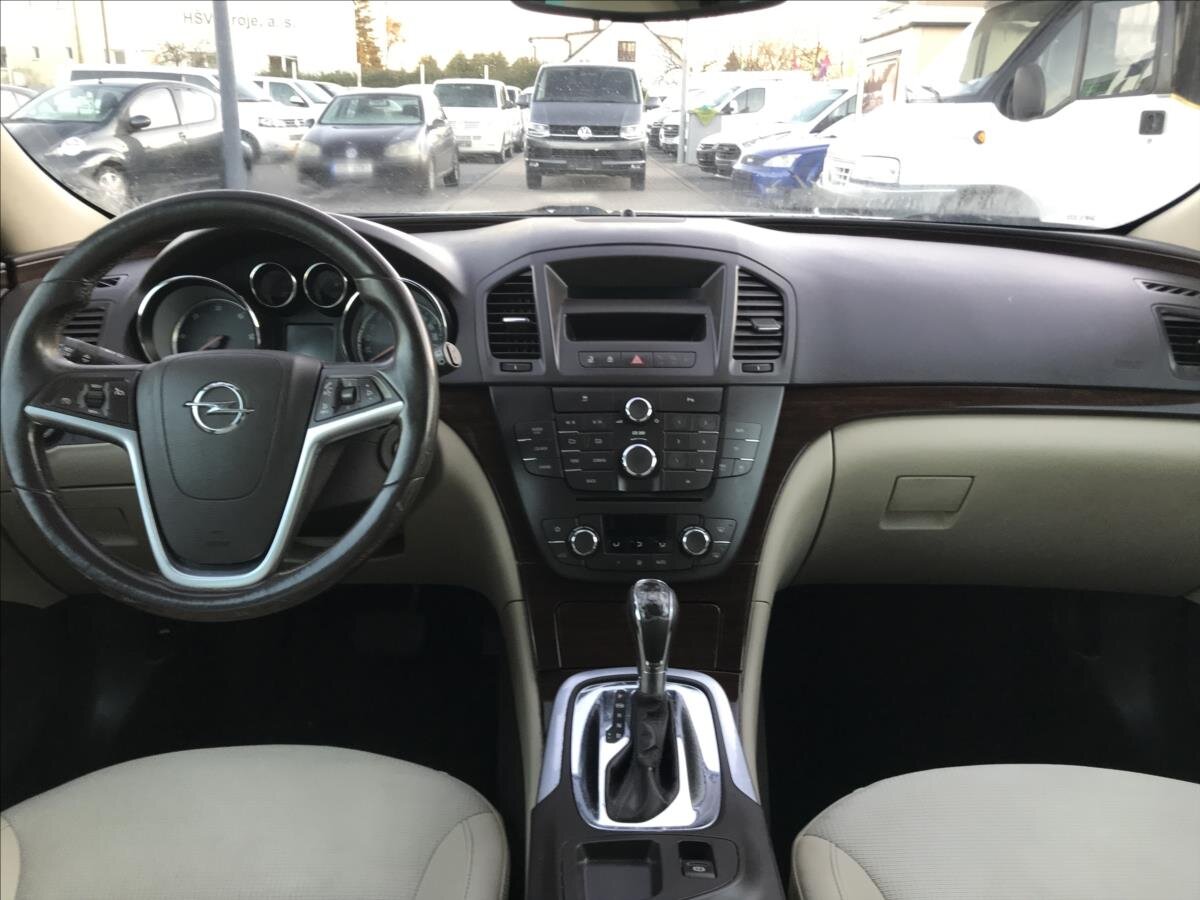 Opel Insignia Kombi 2,0 l 96 kw