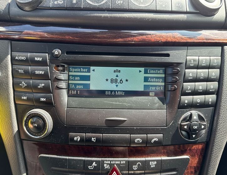 Mercedes-Benz Třídy E 12