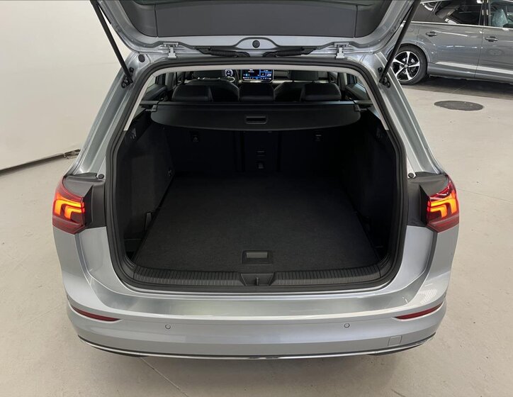 Volkswagen Golf Kombi 1,5 l 110 kw