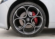 Alfa Romeo Giulia Sedan 2,0 l 206 kw