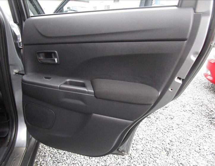 Mitsubishi ASX SUV 1,6 l 86 kw