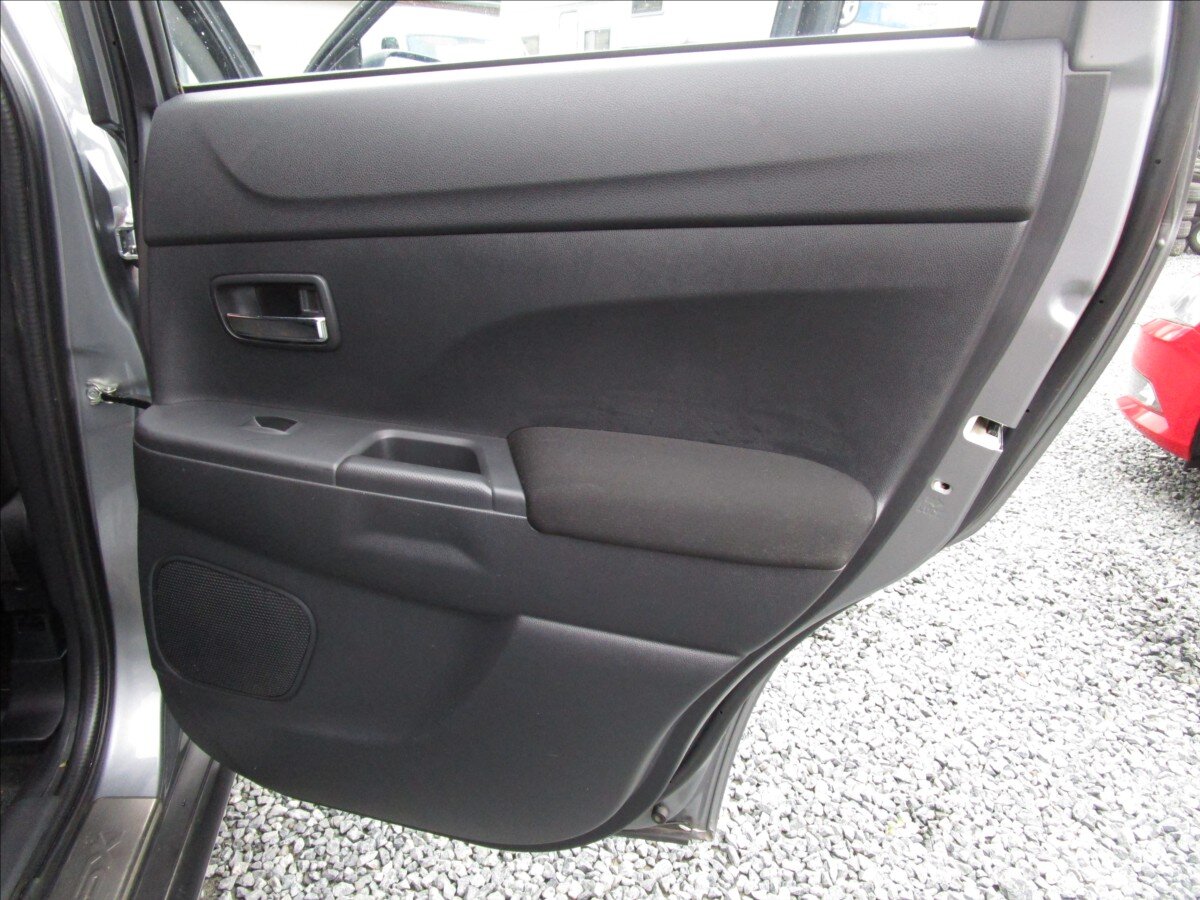 Mitsubishi ASX SUV 1,6 l 86 kw