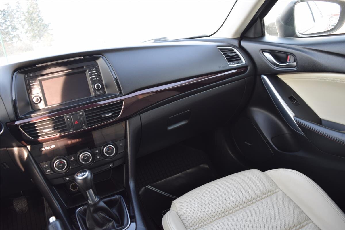 Mazda 6 Kombi 2,0 l 121 kw