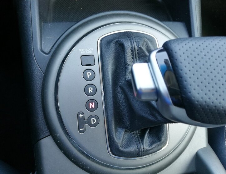 KIA Sportage SUV / Terénní 2,0 l 135 kw