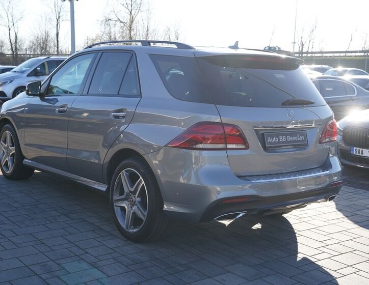 Mercedes-Benz GLE SUV / Terénní 3,0 l 190 kw