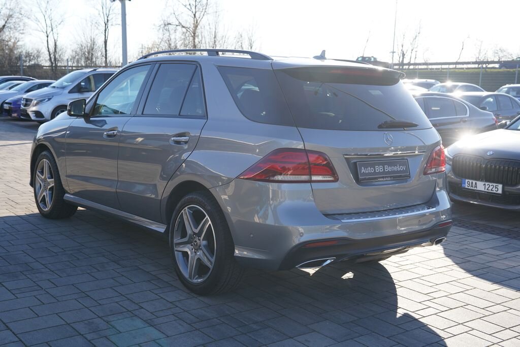 Mercedes-Benz GLE SUV / Terénní 3,0 l 190 kw