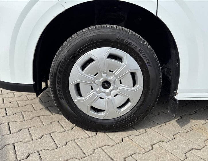 Ford Transit Custom Skříň 2,0 l 100 kw