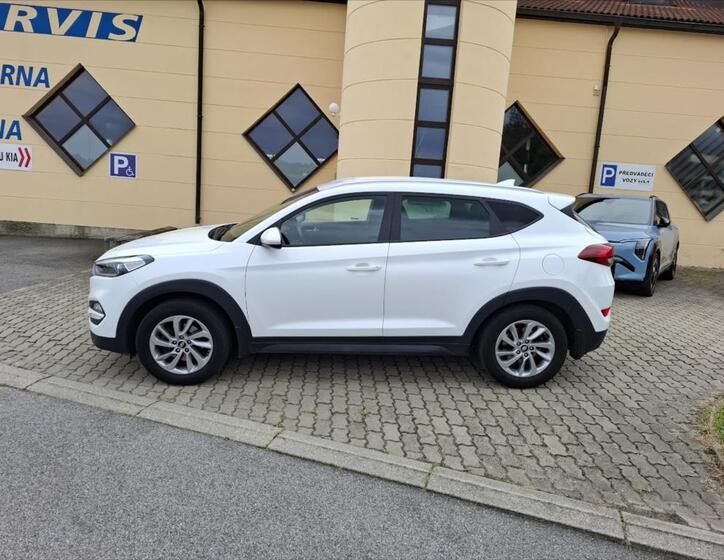 Hyundai Tucson 4