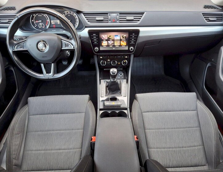 Škoda Superb Kombi 2,0 l 110 kw