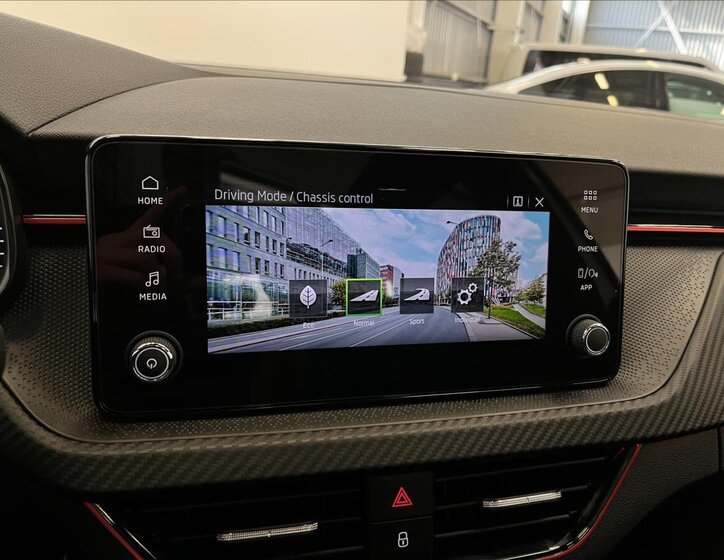 Škoda Kamiq Hatchback 1,5 l 110 kw