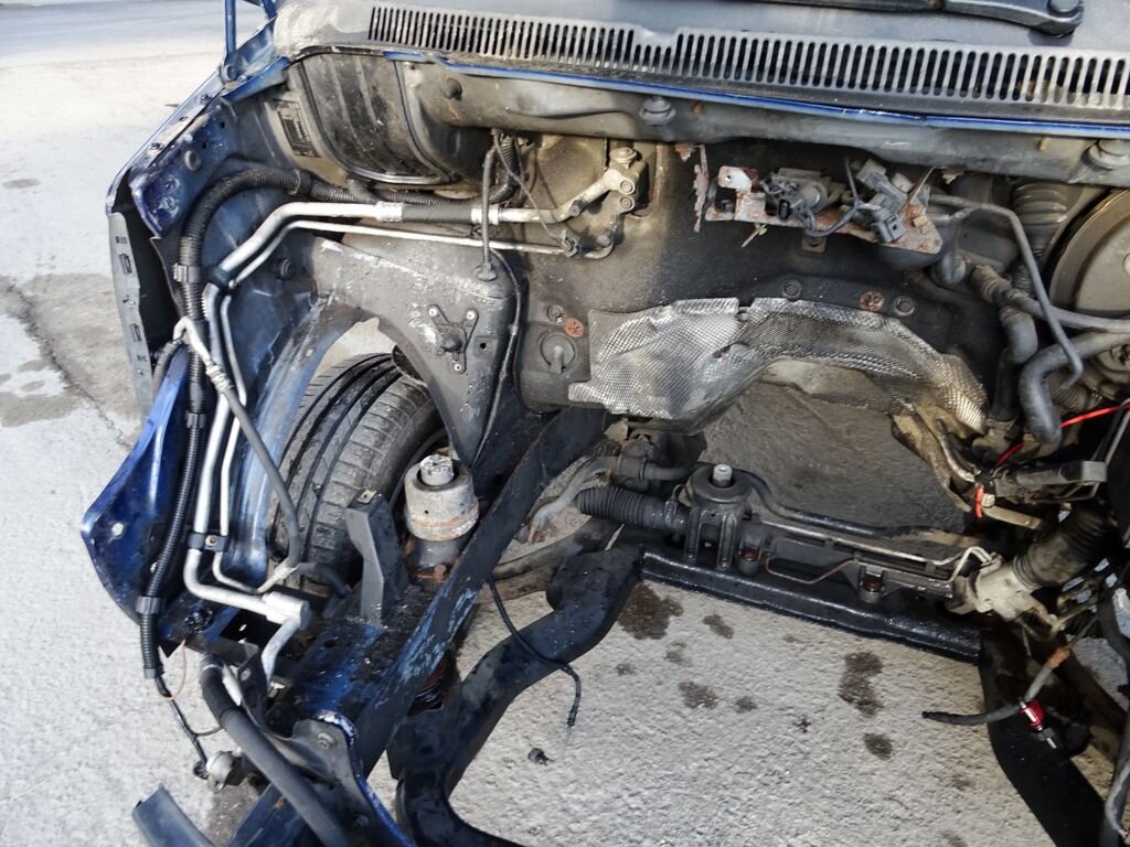 Volkswagen Transporter Skříň 2,5 l 96 kw