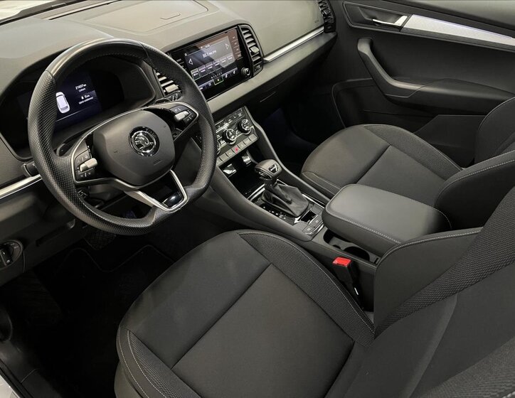 Škoda Karoq SUV 1,5 l 110 kw