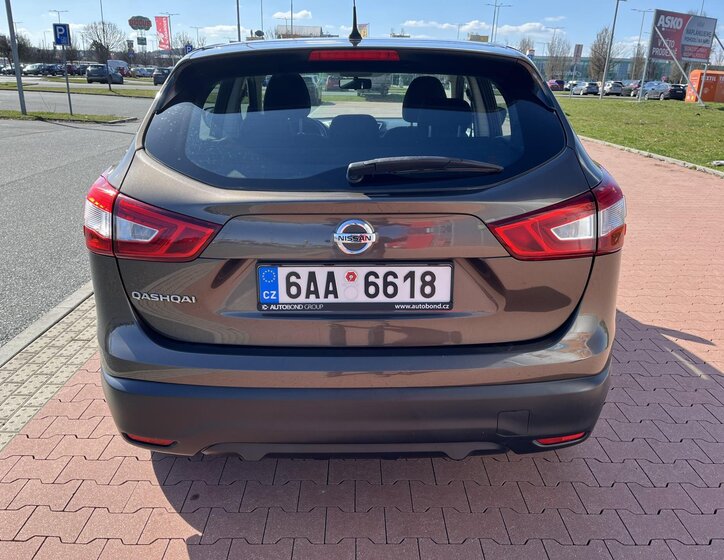 Nissan Qashqai SUV / Terénní 1,2 l 85 kw