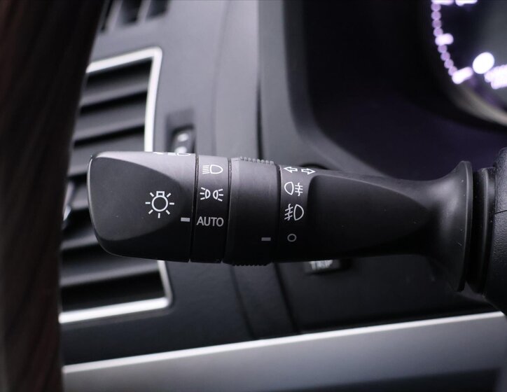 Toyota Land Cruiser SUV / Terénní 2,8 l 150 kw