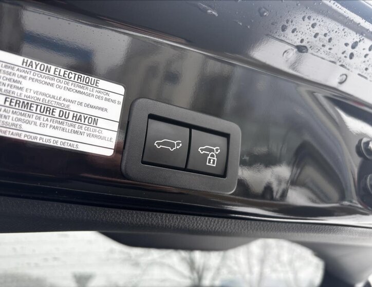 Toyota Yaris Cross 10