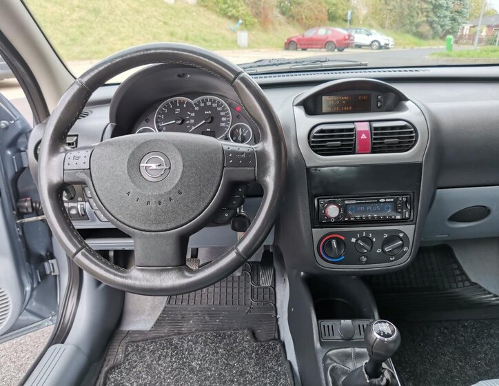 Opel Corsa Hatchback 1,7 l 74 kw