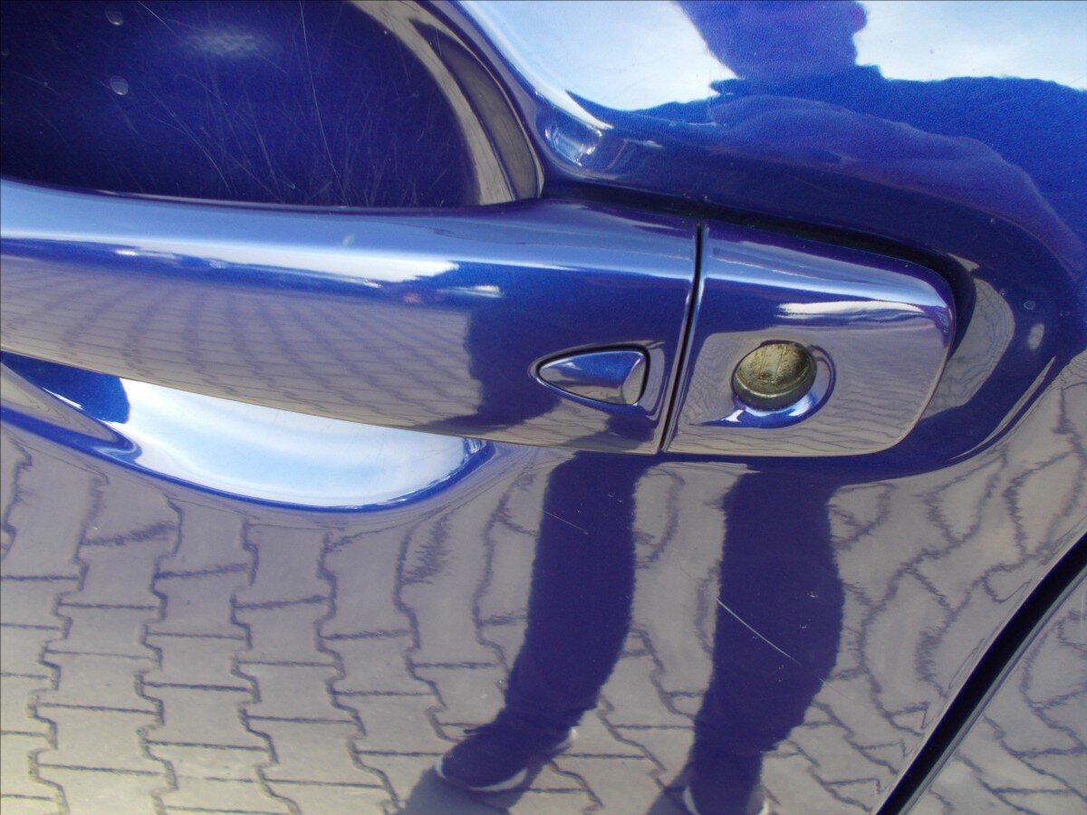 Nissan Qashqai SUV / Terénní 1,6 l 120 kw