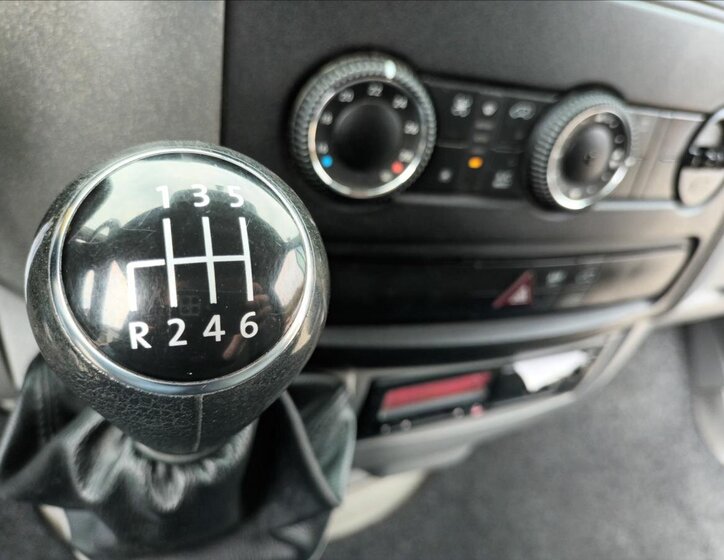 Volkswagen Crafter Skříň 2,0 l 120 kw