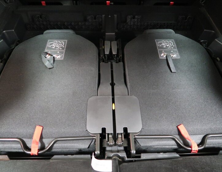 Peugeot 5008 MPV 1,5 l 96 kw