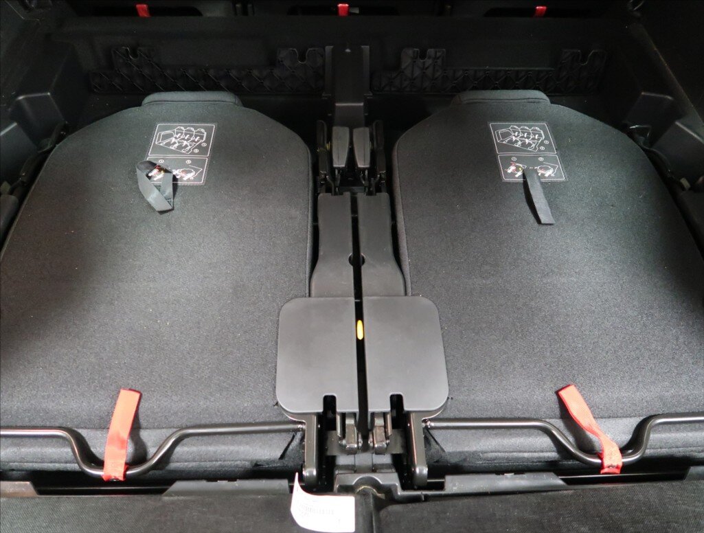 Peugeot 5008 MPV 1,5 l 96 kw