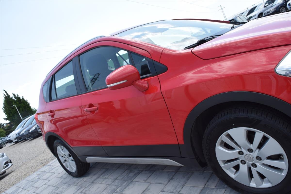 Suzuki SX4 S-Cross Hatchback 1,6 l 88 kw