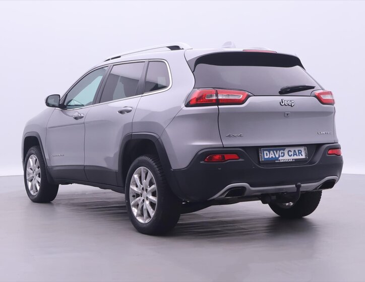 Jeep Cherokee SUV / Terénní 2,2 l 147 kw
