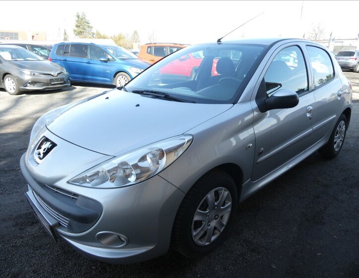 Peugeot 206 Hatchback 1,1 l 44 kw