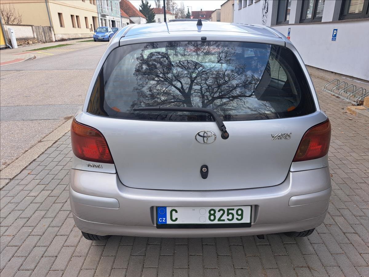 Toyota Yaris Hatchback 1,4 l 55 kw