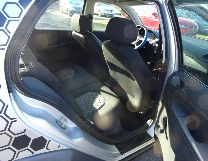 Škoda Fabia Sedan / Limuzína 1,2 l 47 kw