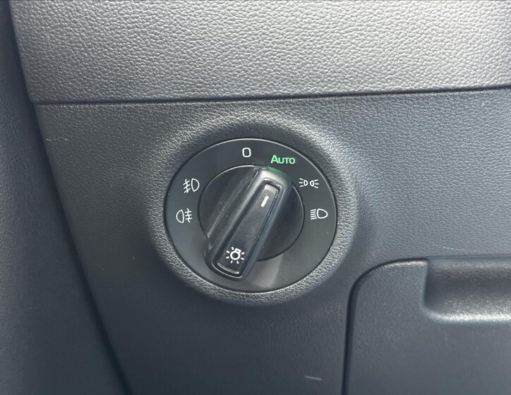 Škoda Karoq SUV / Terénní 2,0 l 140 kw