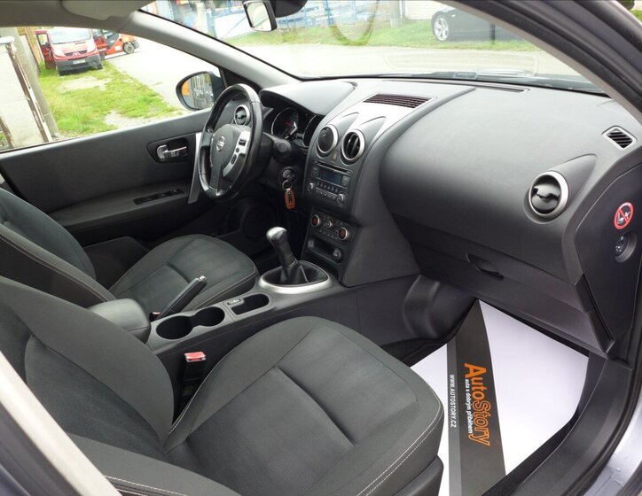 Nissan Qashqai SUV / Terénní 1,6 l 86 kw