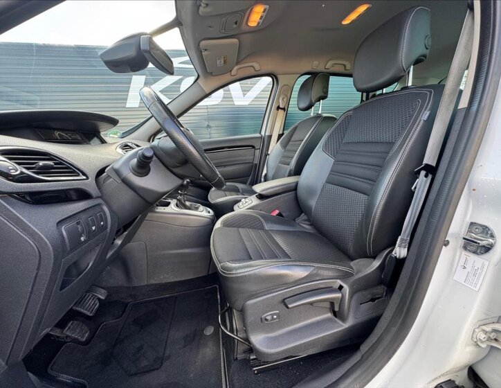 Renault Scénic MPV 1,2 l 97 kw