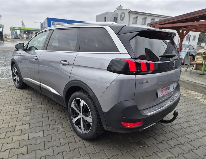 Peugeot 5008 MPV 1,6 l 133 kw