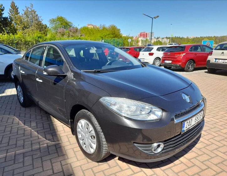 Renault Fluence Sedan / Limuzína 1,6 l 81 kw