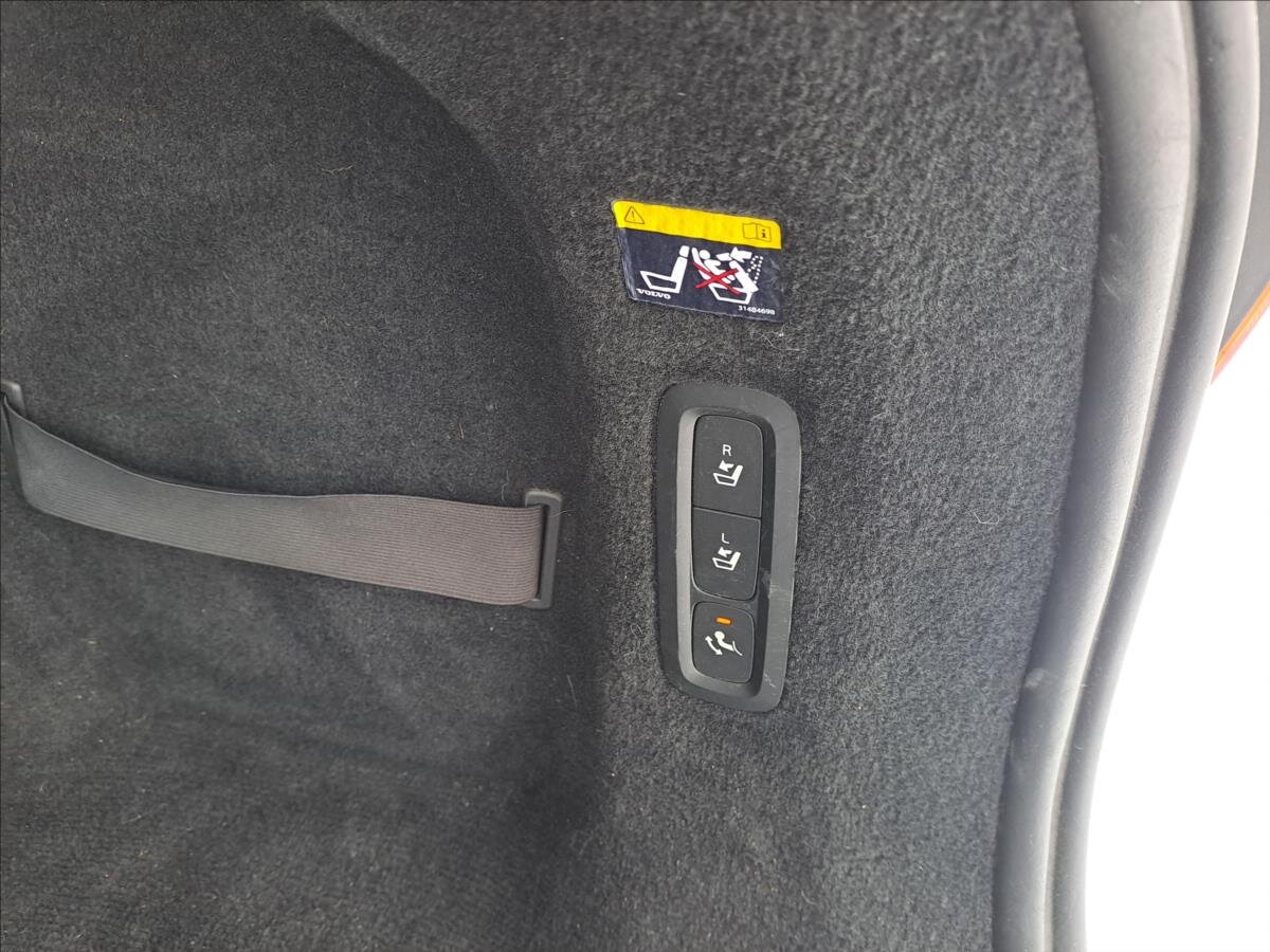 Volvo V90 Kombi 2,0 l 187 kw